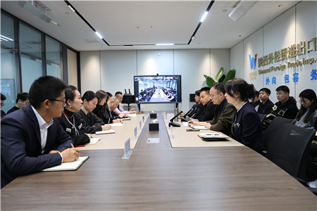 2月21日，進(jìn)出口公司傳達(dá)學(xué)習(xí)陜外集團(tuán)深化“三個年”活動暨“二次創(chuàng)業(yè)”推進(jìn)會精神。_副本.jpg